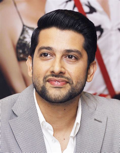 Aftab Shivdasani Age, Height, Weight, Wiki, Biography, Family,。